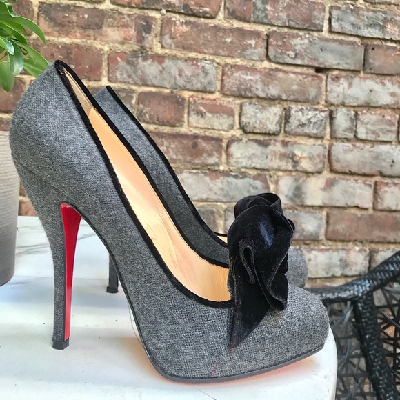 RARE Christian Louboutin size 38 grey black pumps - Picture 3 of 6